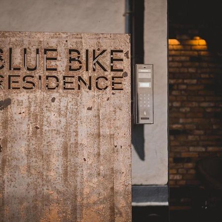 Seaside Studio Blue Bike Mamaia Ngoại thất bức ảnh